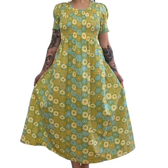 Vintage Green Floral A-Line Dress - Picture 10 of 10